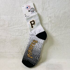 General‎ Merchandise MLB Pirate Baseball Classic Fit Crew Socks Yellow Black L